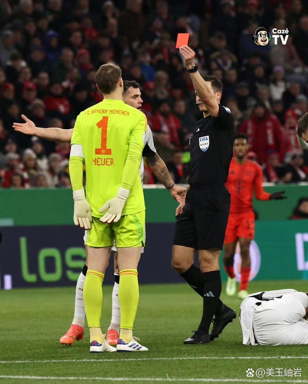 九游官网 -曼城赛后防线松动，志在德国杯名次提升，压力陡增，临场指挥获称赞的简单介绍