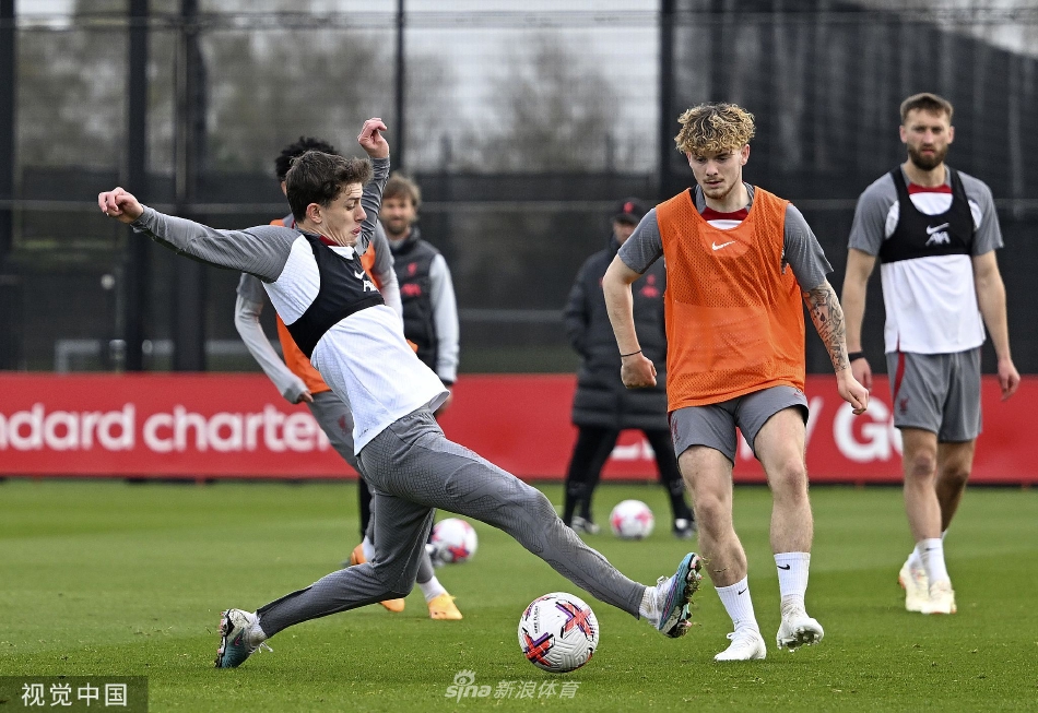 九游体育平台 -关于利物浦发布备战花絮；关键时刻更衣室发声；CBA季后赛任务艰巨；年轻球员得到机会的信息